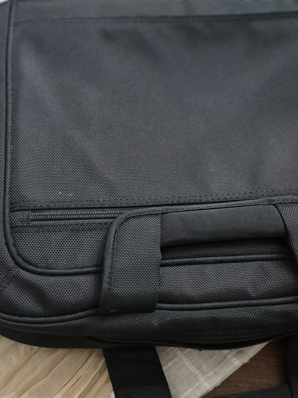 Dell Black Men's Laptop Briefcase Bag For 17-19